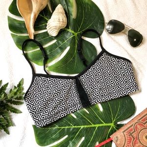 LUCY SPORTS BRA